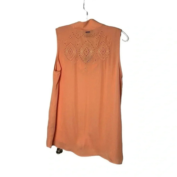 LADY DUTCH HIGH SOCIETY sleeveless peach blouse , sz SM and LG . Long fringes - Picture 4 of 16